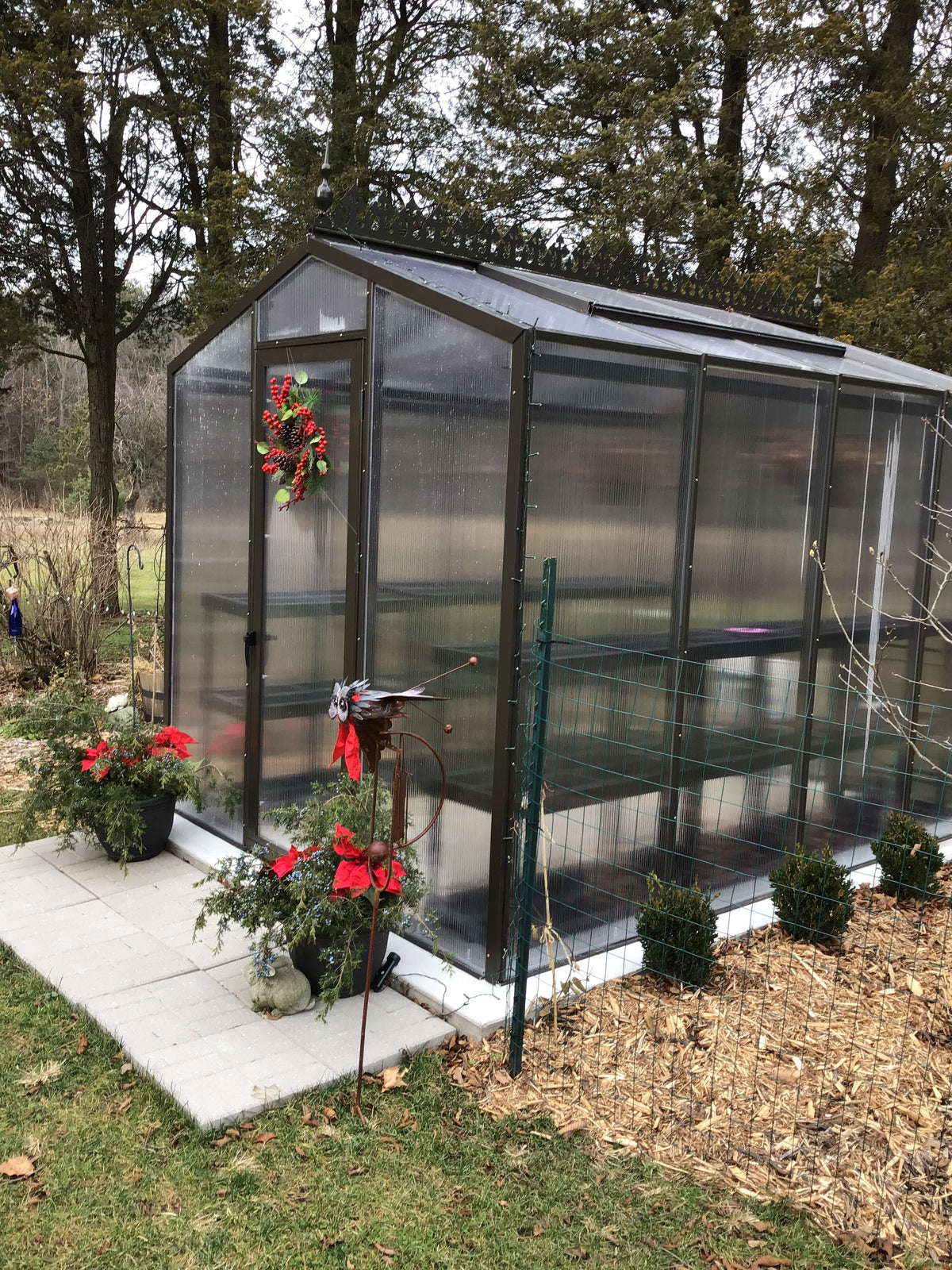 Palmetto 8' x 10' Aluminum & Glass Greenhouse Kit